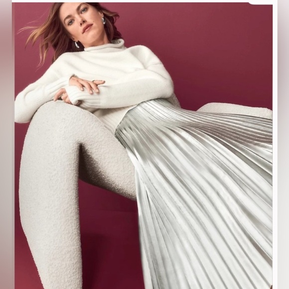 Ann Taylor Metallic Shiny Silver Pleated Midi Skirt with flare bottom - Picture 7 of 13